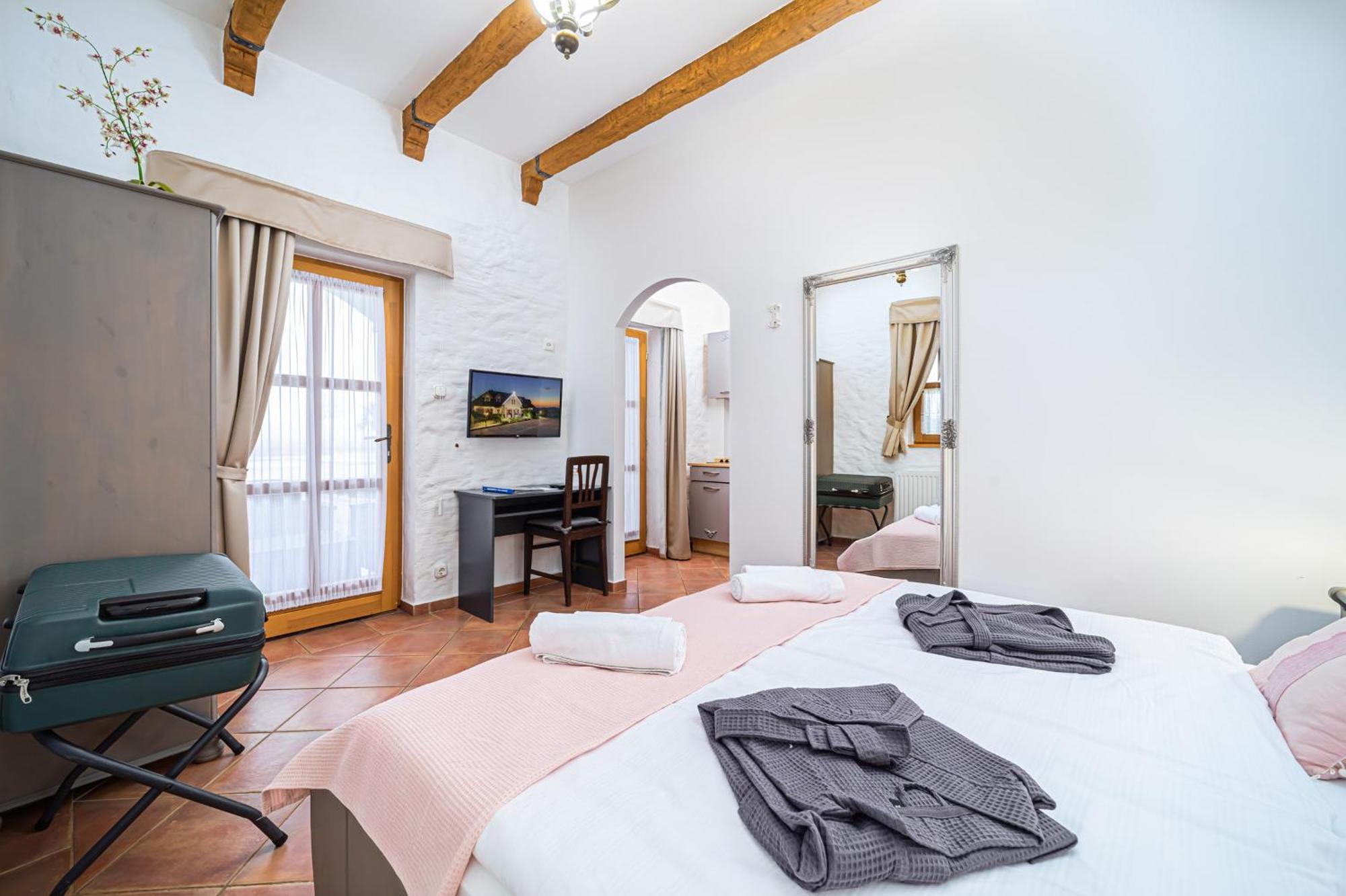 Hotel Rigotanya Relax & Wellness Panzio Buekfuerdo Exteriér fotografie