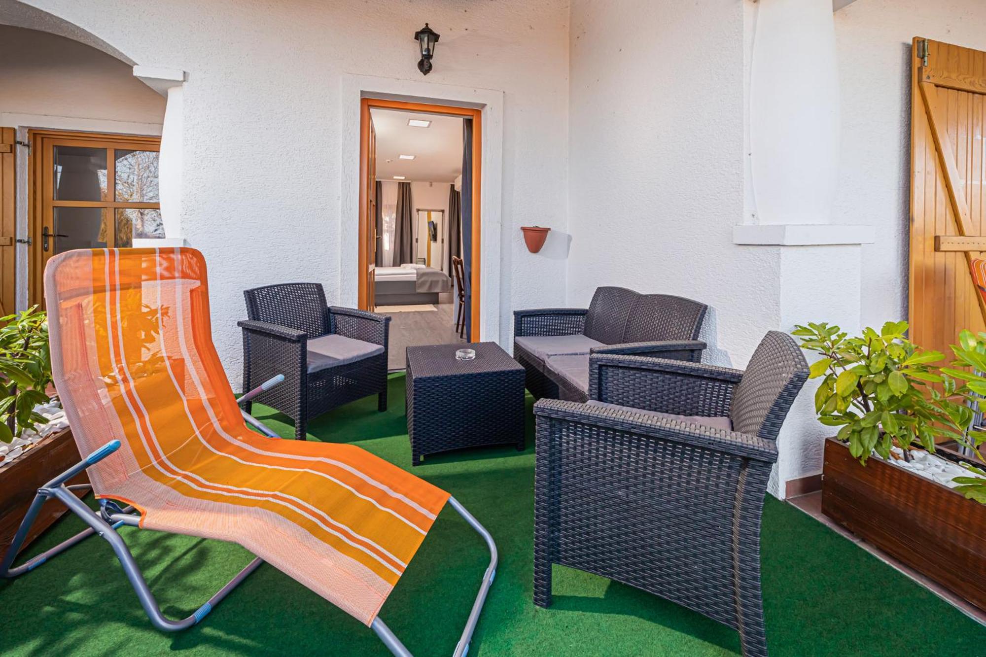Hotel Rigotanya Relax & Wellness Panzio Buekfuerdo Exteriér fotografie